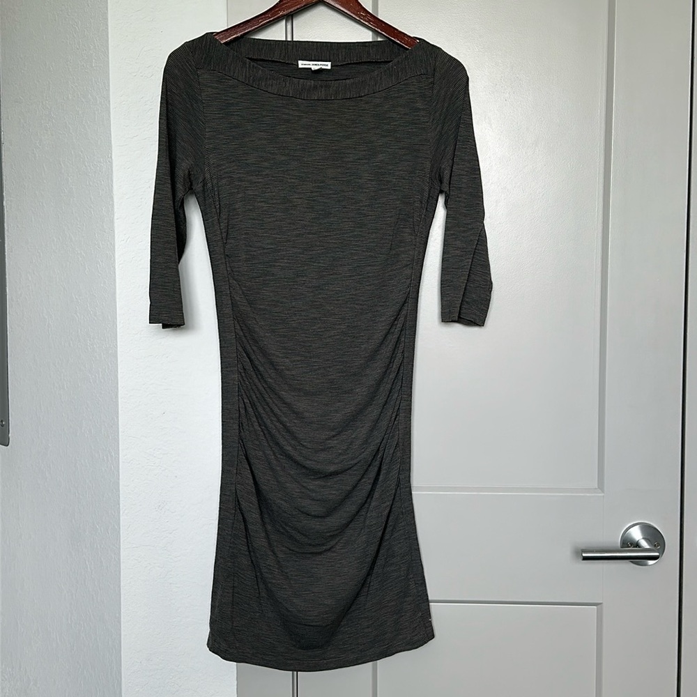 STANDARD JAMES PERSE 3/4 SLEEVE RUCHED SIDE CASUAL GREY DRESS SIZE 2 MEDIUM